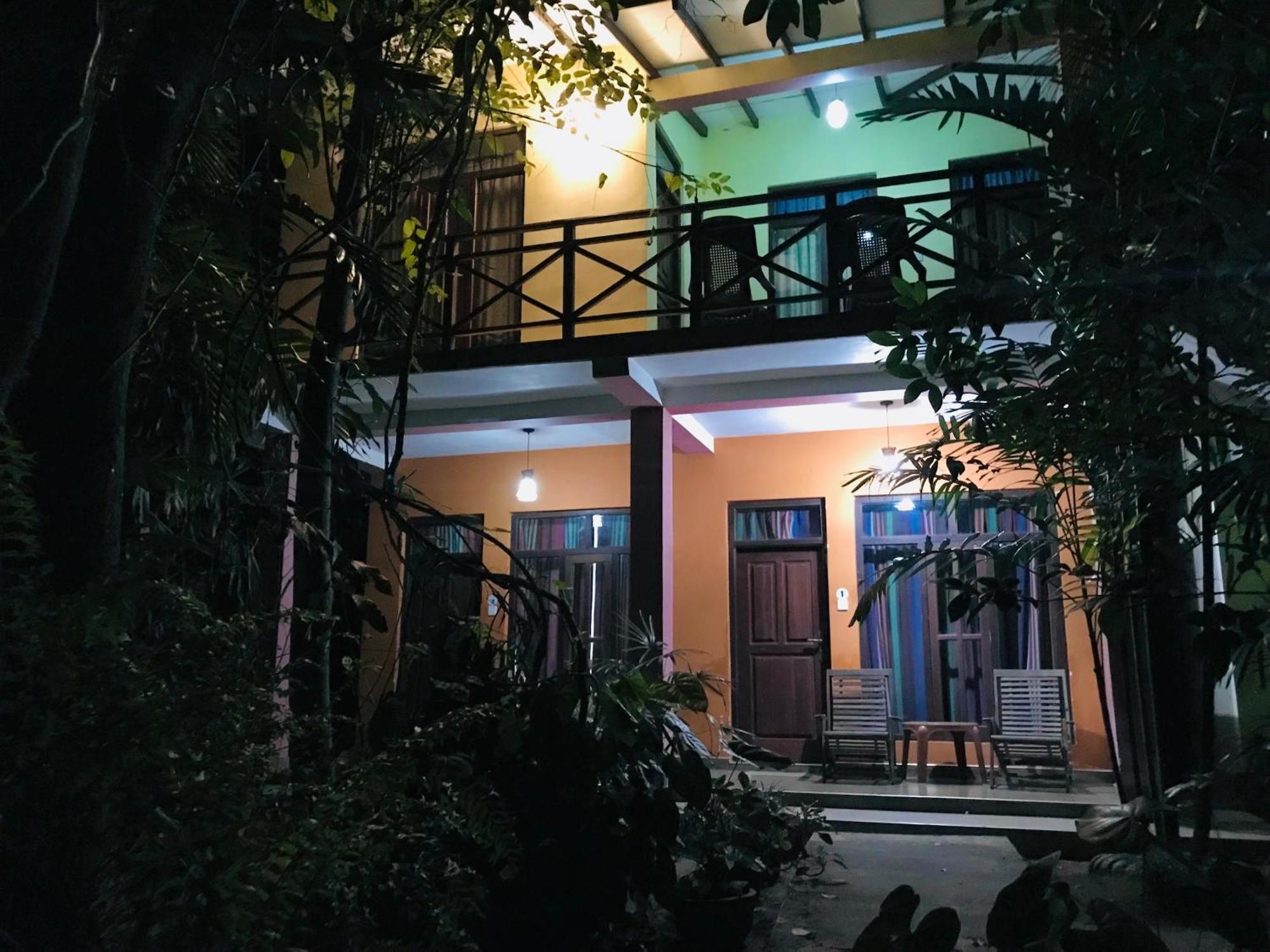 Gangadiya Lodge سيغيرِيا المظهر الخارجي الصورة